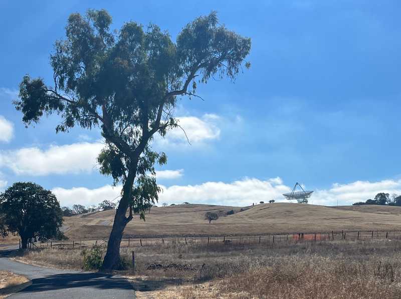 Hiking the Stanford Dish